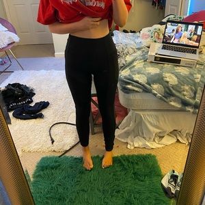 Black lululemon leggings